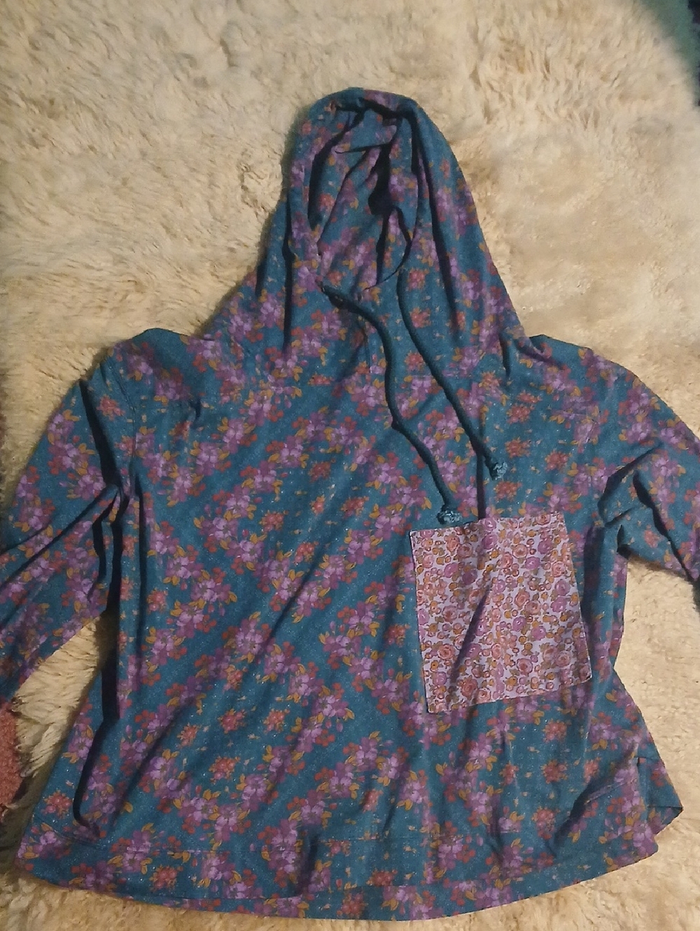 NATURAL LIFE Teal Pullover with Purple and Pink Floral Print